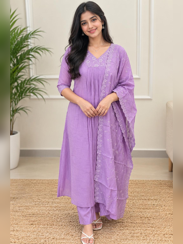 3 piece set in Mulchanderi, beautiful lavender color