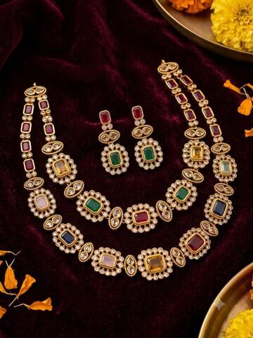 Demi-parure