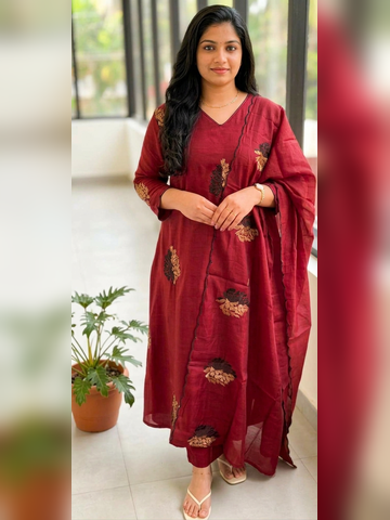 3 piece set in glass Chanderi fabric with thread embroidered, maroon colour